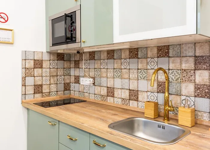 Industrial Style With Ac Steps To Gozsdu Appartement *